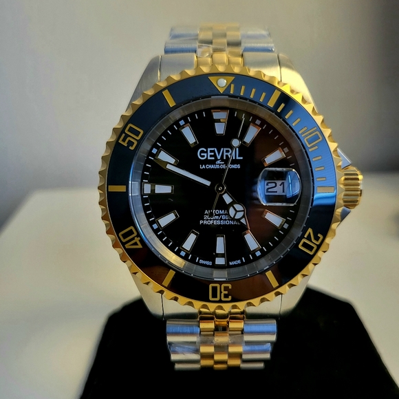 Gevril Chambers Swiss Automatic Two Tone - Picture 2 of 8